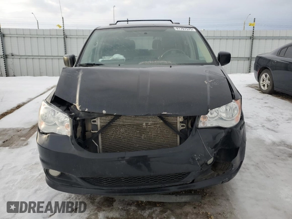 2017 Dodge Grand Caravan Crew Plus with VIN 2C4RDGDG9HR675147, listed as a Copart auction lot 41707575 with 142,644 mi miles and Salvage Title. Bid and sale history available at DreamBid. Image 5.