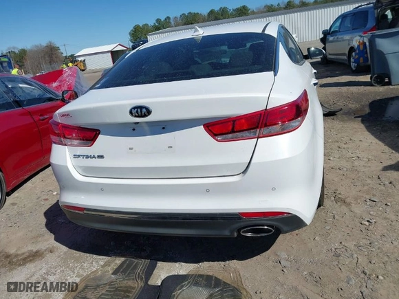 2016 Kia Optima LX with VIN 5XXGT4L34GG069088, listed as a IAAI auction lot 41829114 with 142,760 mi miles. Bid and sale history available at carsss.com. Image 17.
