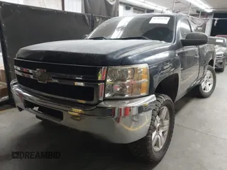 2008 Chevrolet Silverado 1500 Work Truck with VIN 1GCEC14C68Z210990, listed as a IAAI auction lot 41711630 with 185,409 mi miles. Bid and sale history available at carsss.com. Image 16.