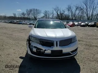 2016 Lincoln MKX Reserve with VIN 2LMTJ8LR9GBL43921, listed as a Copart auction lot 50354415 with 109,234 mi miles and Clean Title. Bid and sale history available at DreamBid. Image 14.