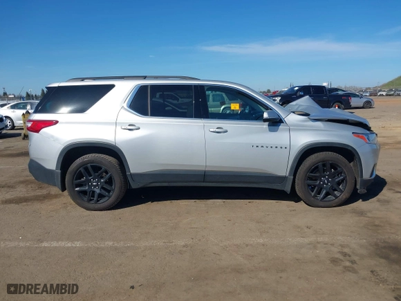 2019 Chevrolet Traverse LT Leather with VIN 1GNEVHKW0KJ126807, listed as a IAAI auction lot 41681930 with 90,320 mi miles. Bid and sale history available at carsss.com. Image 13.