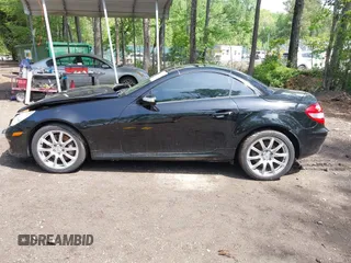 2005 Mercedes-Benz SLK 230/320 z VIN WDBWK56F15F036103, wystawiony jako IAAI lot #42108428 z przebiegiem 79 040 mil mil oraz . Historia ofert i sprzedaży dostępna na DreamBid. Obrazek 14.