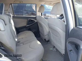 2006 Toyota RAV4 Limited with VIN JTMBK31V966006318, listed as a IAAI auction lot 41759309 with 205,614 mi miles. Bid and sale history available at carsss.com. Image 8.
