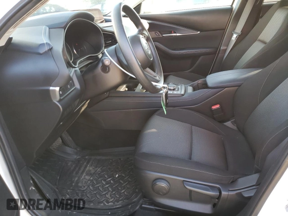 2020 Mazda CX-30 with VIN 3MVDMABL2LM134849, listed as a Copart auction lot 47198735 with 31,797 mi miles and Salvage Title. Bid and sale history available at DreamBid. Image 7.