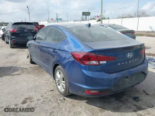 2019 Hyundai Elantra SEL with VIN 5NPD84LFXKH487473, listed as a IAAI auction lot 41516656 with 95,520 mi miles. Bid and sale history available at carsss.com. Image 3.