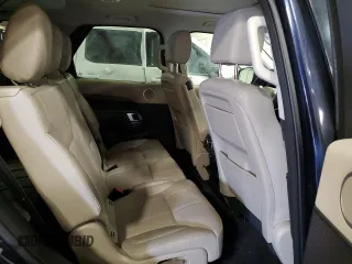 2017 Land Rover Discovery HSE with VIN SALRRBBK5HA038586, listed as a Copart auction lot 44490405 with 131,297 mi miles and Clean Title. Bid and sale history available at DreamBid. Image 11.
