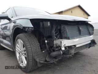 2018 Audi Q5 Premium Plus with VIN WA1BNAFY7J2106037, listed as a IAAI auction lot 41282887 with 81,170 mi miles. Bid and sale history available at carsss.com. Image 6.