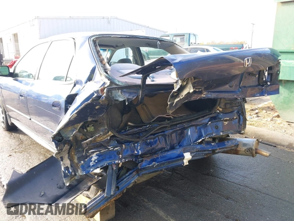 2002 Honda Accord LX with VIN 1HGCG56472A019966, listed as a IAAI auction lot 40884999 with Not provided miles and . Bid and sale history available at DreamBid. Image 6.