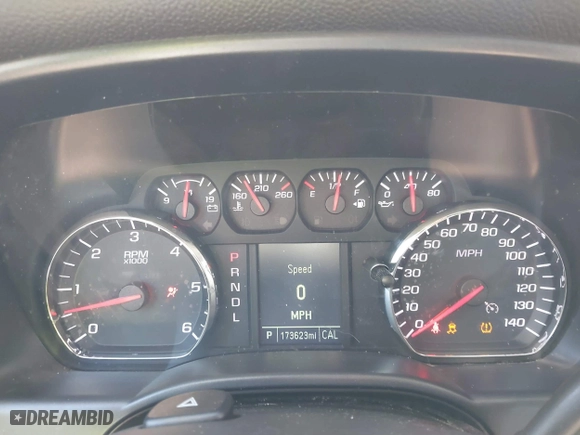2018 Chevrolet Silverado 1500 Custom with VIN 1GCRCPEC3JZ117322, listed as a IAAI auction lot 41719888 with 173,623 mi miles. Bid and sale history available at carsss.com. Image 7.