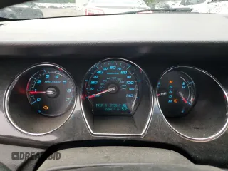 2010 Ford Taurus Limited z VIN 1FAHP2FW6AG108014, wystawiony jako Copart lot #58027455 z przebiegiem 229 871 mil mil oraz Szkoda całkowita • Salvage title. Historia ofert i sprzedaży dostępna na DreamBid. Obrazek 9.