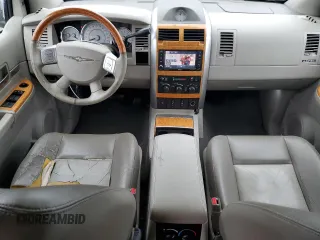 2008 Chrysler Aspen Limited z VIN 1A8HX58N28F117382, wystawiony jako Copart lot #47127695 z przebiegiem 190 599 mil mil oraz Szkoda całkowita • Salvage title. Historia ofert i sprzedaży dostępna na DreamBid. Obrazek 8.