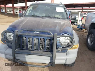 2006 Jeep Liberty Sport with VIN 1J4GL48536W107539, listed as a IAAI auction lot 41612491 with 121,459 mi miles and . Bid and sale history available at carsss.com. Image 6.