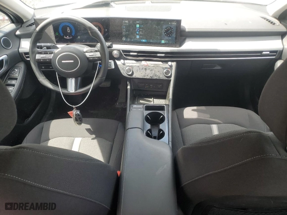 2024 Hyundai Sonata Hybrid SEL with VIN KMHL34JJ7RA096053, listed as a Copart auction lot 53102305 with 25,044 mi miles and Clean Title. Bid and sale history available at carsss.com. Image 8.