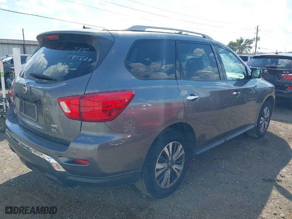 2017 Nissan Pathfinder S with VIN 5N1DR2MM1HC662434, listed as a IAAI auction lot 40319157 with 176,365 mi miles. Bid and sale history available at carsss.com. Image 4.