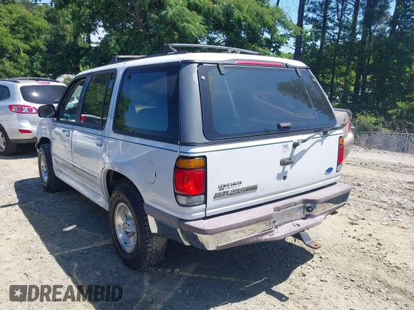 1995 Ford Explorer Eddie Bauer with VIN 1FMDU34XXSUB24511, listed as a IAAI auction lot 42313253 with 139,000 mi miles and . Bid and sale history available at DreamBid. Image 3.