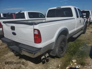 2008 Ford Super Duty F-250 SRW XL with VIN 1FTSX20R48EB48343, listed as a Copart auction lot 72230754 with 81,807 mi miles and Salvage Title. Bid and sale history available at carsss.com. Image 3.