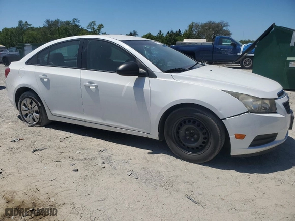 2014 Chevrolet Cruze LS with VIN 1G1PA5SGXE7219218, listed as a Copart auction lot 52966305 with 145,688 mi miles and Clean Title. Bid and sale history available at carsss.com. Image 4.