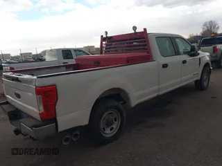 2017 Ford F-350 XL with VIN 1FT7W3AT2HED28252, listed as a IAAI auction lot 41722914 with Not Provided miles and . Bid and sale history available at DreamBid. Image 4.