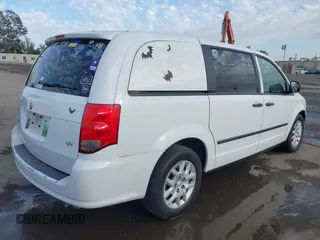 2014 Ram Cargo Van Tradesman с VIN 2C4JRGAG2ER349902, выставлен на аукционе IAAI как лот 41690923 с пробегом 259 890 миль миль и . История ставок и продаж доступна на DreamBid. Изображение 4.