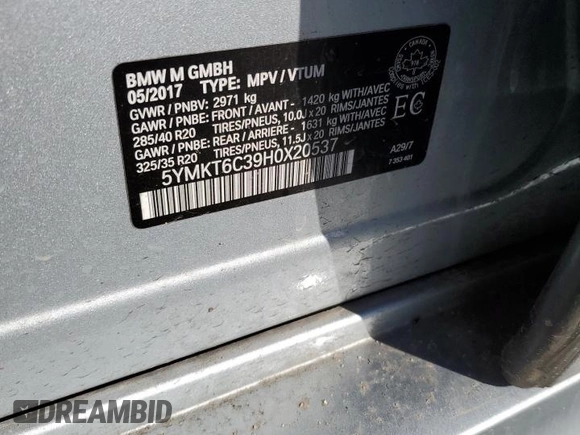 2017 BMW X5 M z VIN 5YMKT6C39H0X20537, wystawiony jako Copart lot #41470195 z przebiegiem 86 386 mil mil oraz Szkody całkowita. Historia ofert i sprzedaży dostępna na DreamBid. Obrazek 15.