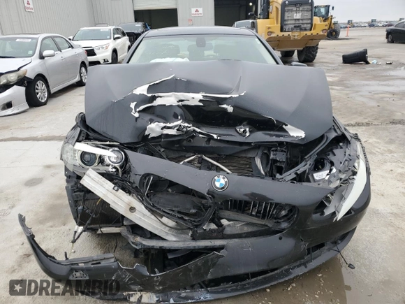 2012 BMW 5 Series 528i z VIN WBAXG5C58CDY28144, wystawiony jako Copart lot #45962185 z przebiegiem 199 354 mil mil oraz Szkoda całkowita • Salvage title. Historia ofert i sprzedaży dostępna na DreamBid. Obrazek 5.
