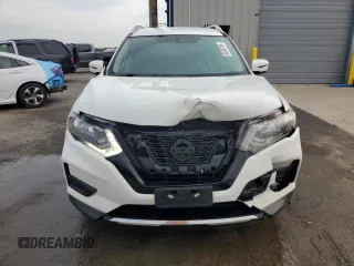 2017 Nissan Rogue SV with VIN KNMAT2MT1HP555957, listed as a Copart auction lot 62480165 with 210,247 mi miles and Salvage title. Bid and sale history available at DreamBid. Image 5.