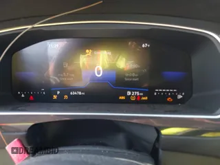 2023 Volkswagen Tiguan S z VIN 3VVRB7AX7PM076426, wystawiony jako IAAI lot #41453269 z przebiegiem 63 478 mil mil oraz . Historia ofert i sprzedaży dostępna na DreamBid. Obrazek 7.