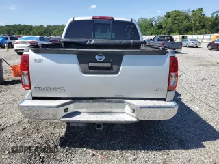 2017 Nissan Frontier SV with VIN 1N6AD0ER8HN709982, listed as a Copart auction lot 64695455 with 133,517 mi miles and Clean title. Bid and sale history available at DreamBid. Image 6.