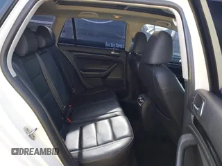 2013 Volkswagen Jetta SportWagen TDI w/Sunroof & Nav with VIN 3VWPL7AJ2DM632598, listed as a IAAI auction lot 42043462 with 99,922 mi miles. Bid and sale history available at carsss.com. Image 8.
