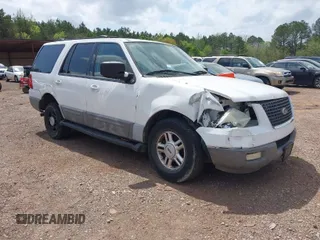2003 Ford Expedition Special Service with VIN 1FMRU15W13LC16761, listed as a IAAI auction lot 41942186 with 279,378 mi miles. Bid and sale history available at carsss.com. Image 1.
