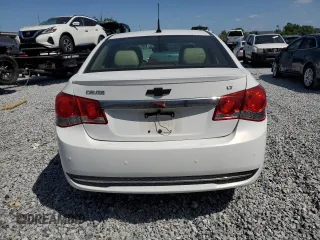 2014 Chevrolet Cruze 2LT z VIN 1G1PE5SB8E7238813, wystawiony jako Copart lot #54631475 z przebiegiem 130 776 mil mil oraz Czysty tytuł • Clean title. Historia ofert i sprzedaży dostępna na DreamBid. Obrazek 6.