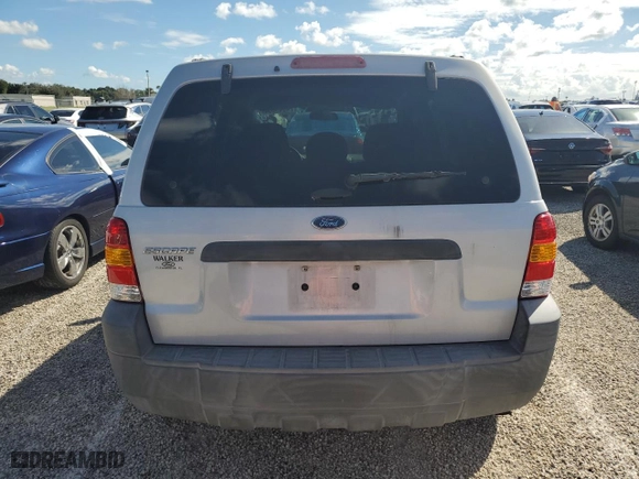 2007 Ford Escape XLS with VIN 1FMCU02Z07KB36040, listed as a Copart auction lot 74043354 with 0 mi miles and Salvage Title. Bid and sale history available at carsss.com. Image 6.