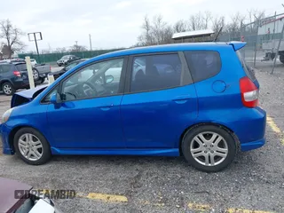 2007 Honda Fit Sport с VIN JHMGD38607S064002, выставлен на аукционе IAAI как лот 41884453 с пробегом 207 313 миль миль и . История ставок и продаж доступна на DreamBid. Изображение 14.