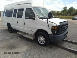 2013 Ford Econoline Cargo Super Duty Commercial с VIN 1FTDS3EL3DDB18106, выставлен на аукционе IAAI как лот 42483453 с пробегом 67 626 миль миль и . История ставок и продаж доступна на DreamBid. Изображение 1.