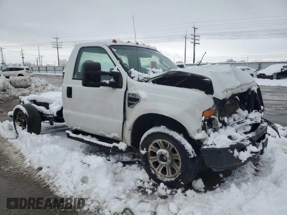2008 Ford F-350 XL with VIN 1FDSF34518ED31999, listed as a Copart auction lot 43069015 with 274,981 mi miles and Salvage Title. Bid and sale history available at DreamBid. Image 4.