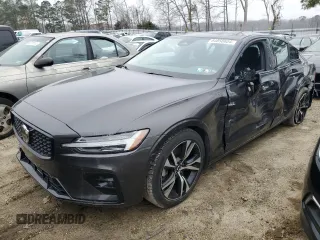 2024 Volvo S60 Core Dark Theme with VIN 7JRL12TK2RG309428, listed as a Copart auction lot 84850604 with 19,216 mi miles and Salvage Title. Bid and sale history available at carsss.com. Image 1.