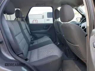 2004 Ford Escape XLT with VIN 1FMYU03154KA96127, listed as a Copart auction lot 71851434 with 168,773 mi miles and Salvage Title. Bid and sale history available at carsss.com. Image 11.