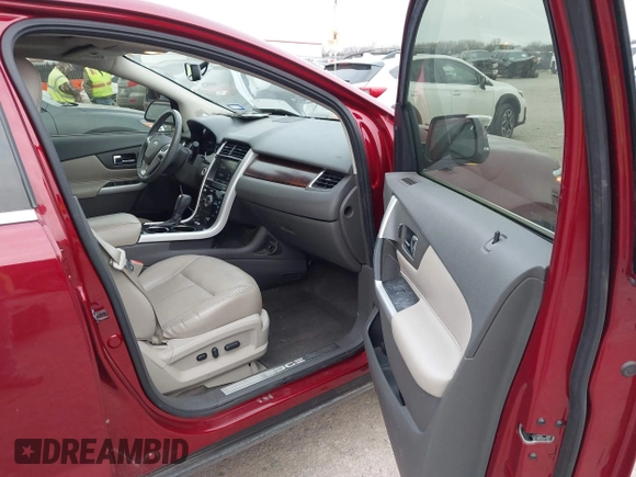 2014 Ford Edge Limited with VIN 2FMDK3KC8EBB37757, listed as a IAAI auction lot 41371566 with 108,104 mi miles. Bid and sale history available at carsss.com. Image 5.