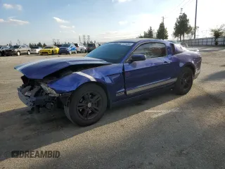 2013 Ford Mustang V6 with VIN 1ZVBP8AM1D5220242, listed as a Copart auction lot 82259684 with 178,607 mi miles and Salvage title. Bid and sale history available at DreamBid. Image 1.