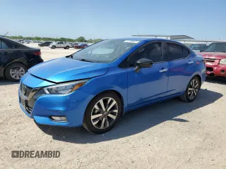 2020 Nissan Versa SR z VIN 3N1CN8FVXLL894440, wystawiony jako Copart lot #52259665 z przebiegiem 80 084 mil mil oraz Czysty tytuł • Clean title. Historia ofert i sprzedaży dostępna na DreamBid. Obrazek 1.