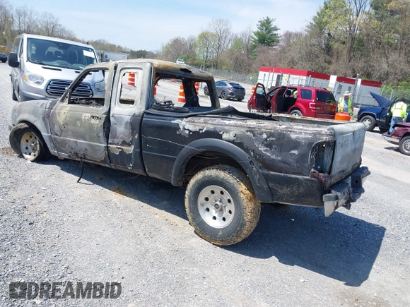 2003 Ford Ranger XL Fleet with VIN 1FTZR45E03TA11205, listed as a IAAI auction lot 42033145 with Not Provided miles and . Bid and sale history available at carsss.com. Image 3.