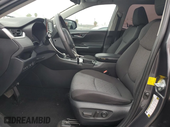 2020 Toyota RAV4 XLE with VIN 2T3W1RFV2LC045134, listed as a Copart auction lot 59635475 with 122,144 mi miles and Salvage title. Bid and sale history available at DreamBid. Image 7.