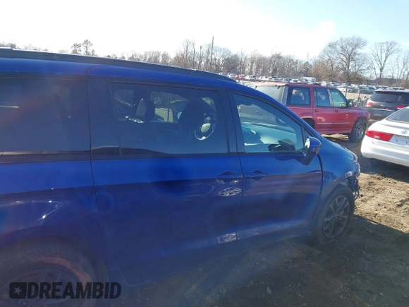 2020 Chrysler Pacifica Launch Edition with VIN 2C4RC3BG1LR123861, listed as a IAAI auction lot 41294790 with 56,007 mi miles and . Bid and sale history available at DreamBid. Image 14.