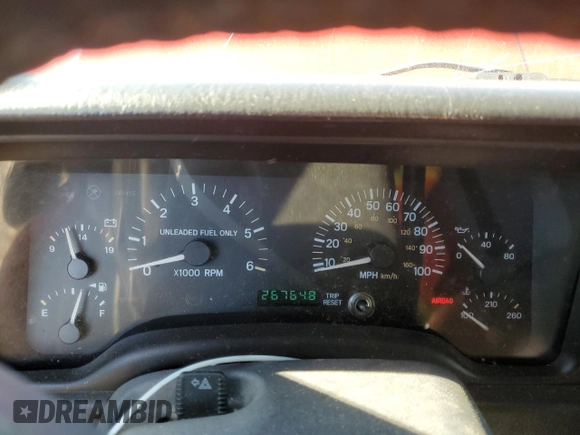 1998 Jeep Cherokee Sport with VIN 1J4FT68S8WL251781, listed as a Copart auction lot 71562574 with 267,648 mi miles and Non Repairable. Bid and sale history available at carsss.com. Image 9.