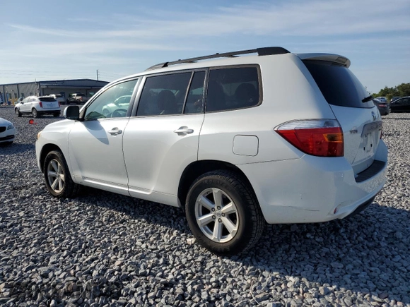 2009 Toyota Highlander with VIN JTEDA41A592004992, listed as a Copart auction lot 64063695 with 96,853 mi miles and Salvage title. Bid and sale history available at DreamBid. Image 2.