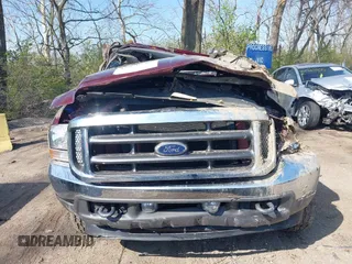 2004 Ford F-250 XL z VIN 1FTNX21P04ED08920, wystawiony jako IAAI lot #42020592 z przebiegiem 160 669 mil mil oraz . Historia ofert i sprzedaży dostępna na DreamBid. Obrazek 13.