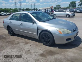 2007 Honda Accord LX SE z VIN 1HGCM56397A028272, wystawiony jako IAAI lot #42579915 z przebiegiem 163 918 mil mil oraz . Historia ofert i sprzedaży dostępna na DreamBid. Obrazek 1.