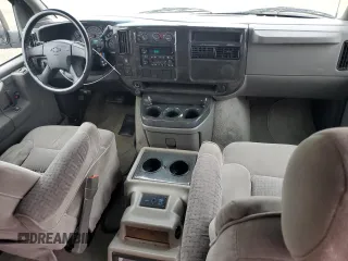 2005 Chevrolet Express Cargo Van YF7 Upfitter with VIN 1GBFG15T251269153, listed as a Copart auction lot 65033594 with 260,886 mi miles and Clean Title. Bid and sale history available at carsss.com. Image 8.