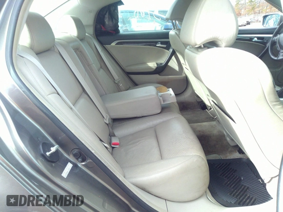 2007 Acura TL with VIN 19UUA66237A047393, listed as a IAAI auction lot 38734178 with 999,999 mi miles. Bid and sale history available at carsss.com. Image 8.
