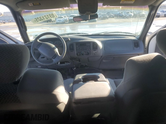 2002 Ford F-150 XL with VIN 1FTRX17L42KD35973, listed as a Copart auction lot 89121325 with 258,895 mi miles and Salvage title. Bid and sale history available at DreamBid. Image 8.